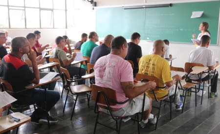 Prefeitura de Jacareí abre concurso público com 29 vagas, para oito cargos diferentes