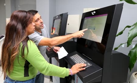 Novos Totens: autoatendimento facilita acesso a serviços no ‘AtendeBem’, de Jacareí