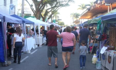 Mais uma edição da Feira dos Trilhos em Jacareí acontece neste sábado (14)