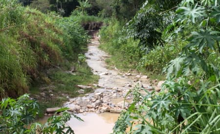Prefeitura de Jacareí assina ordem de serviço para início das obras no Córrego Seco, com microdrenagem, duplicação e aprofundamentos dos canais