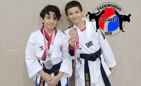 Taekwondo de Jacareí conquista ouro, prata e bronze na 1ª etapa do Paulista