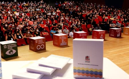Educação lança programa ‘Jacareí Matematic@ndo ODS’ na segunda (10) para 2 mil educadores