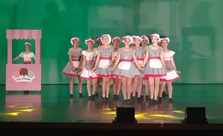 Festival leva mais de 300 bailarinos ao Teatro Ariano Suassuna, no sábado (15)