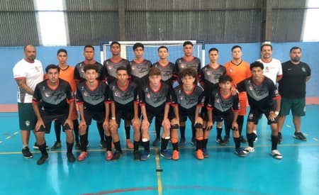 Futsal sub-18 vence e segue líder da chave C no Campeonato Metropolitano