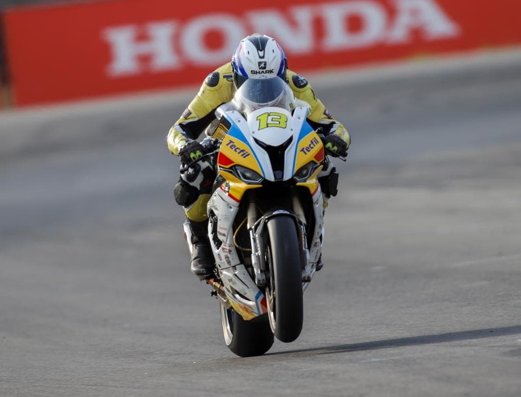 Piloto de Motovelocidade de Jacareí segue na liderança do SuperBike Brasil