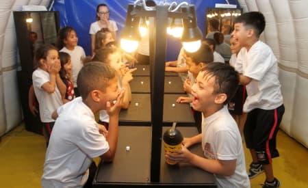 Alunos da rede municipal de Jacareí visitam “Cápsulas do Saber” com o tema Matematic@ndo ODS