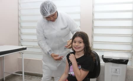 Prefeitura de Jacareí promove Dia D de Vacinação contra a Poliomielite e Influenza neste sábado (8)
