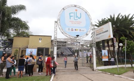 FLIJ – Feira Literária de Jacareí/2024 – distribuirá 24 mil livros no final de semana para alunos de escolas municipais