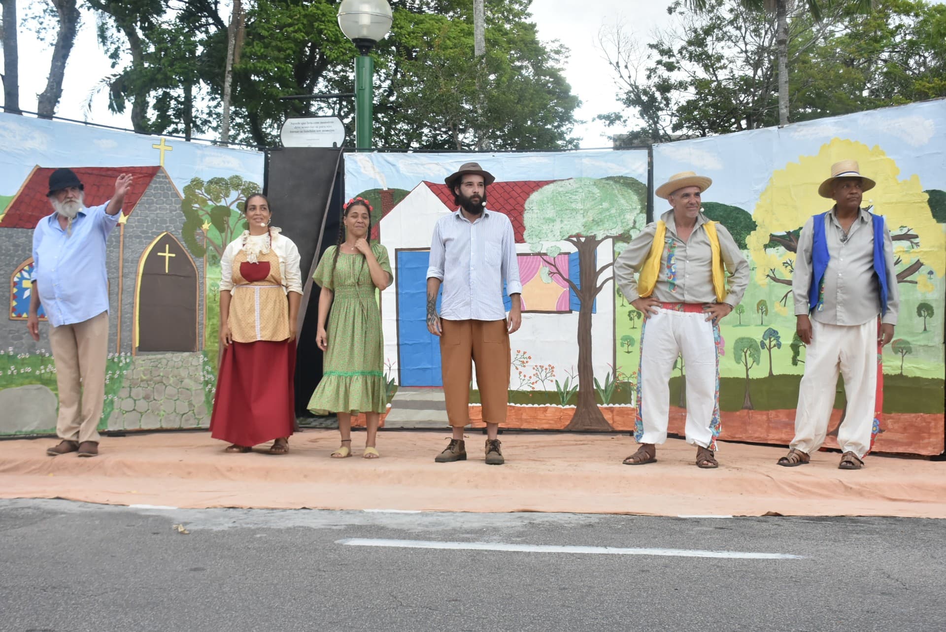 Teatro na Comunidade: projeto apoiado pela Suzano leva cultura aos bairros de Jacareí