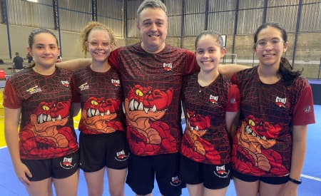 Equipe feminina de tênis de mesa de Jacareí vence a fase regional dos Jogos Abertos da Juventude