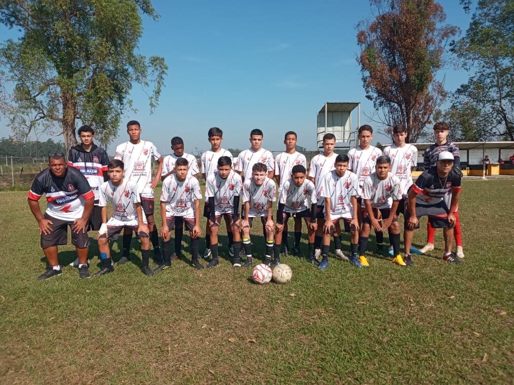 Times de futebol de Jacareí disputam final do campeonato de base neste sábado (22)