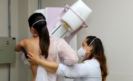 Câncer de Mama: Secretaria de Saúde de Jacareí alerta sobre riscos e cuidados para evitar a doença