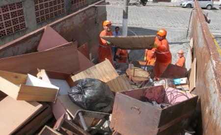 Serviço de cata-treco recolhe 80 toneladas de lixo no primeiro bimestre