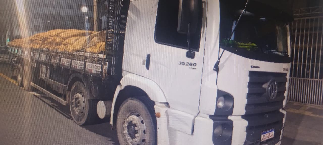 GCM resgata vítima e prende dois por roubo de carga avaliada em R$ 157 mil