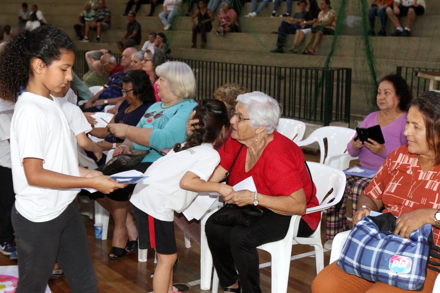 Prefeitura lança projeto ‘Encontro de Gerações’ para fortalecer laços e convivência entre crianças e idosos