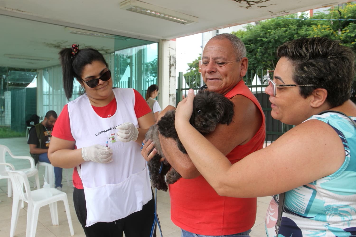 Proteja seu Pet! Vacinação Antirrábica gratuita para cães e gatos acontece neste domingo (18)