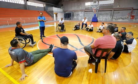Evento paralímpico reúne professores de Educação Física