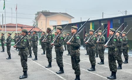 Tiro de Guerra 02-051 percorre 12 quilômetros em exercício de “Marcha para o Combate”