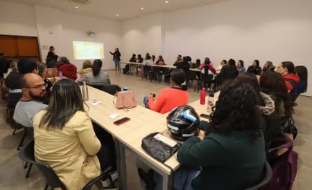 Diretores e coordenadores têm dois dias de recepção para segundo semestre; volta às aulas é nesta quarta-feira (23)