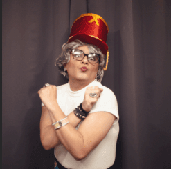 Espetáculo teatral promove valorização da educação e do papel do professor