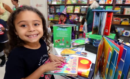FLIJ 2025: Feira Literária irá distribuir 25 mil livros em edição inédita no Parque da Cidade