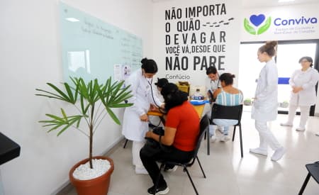 Saúde Itinerante: vacinação e ações de prevenção são realizadas em Jacareí