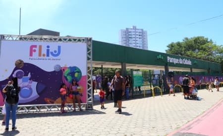Sucesso de público! Cerca de 80 mil pessoas visitaram a FLIJ