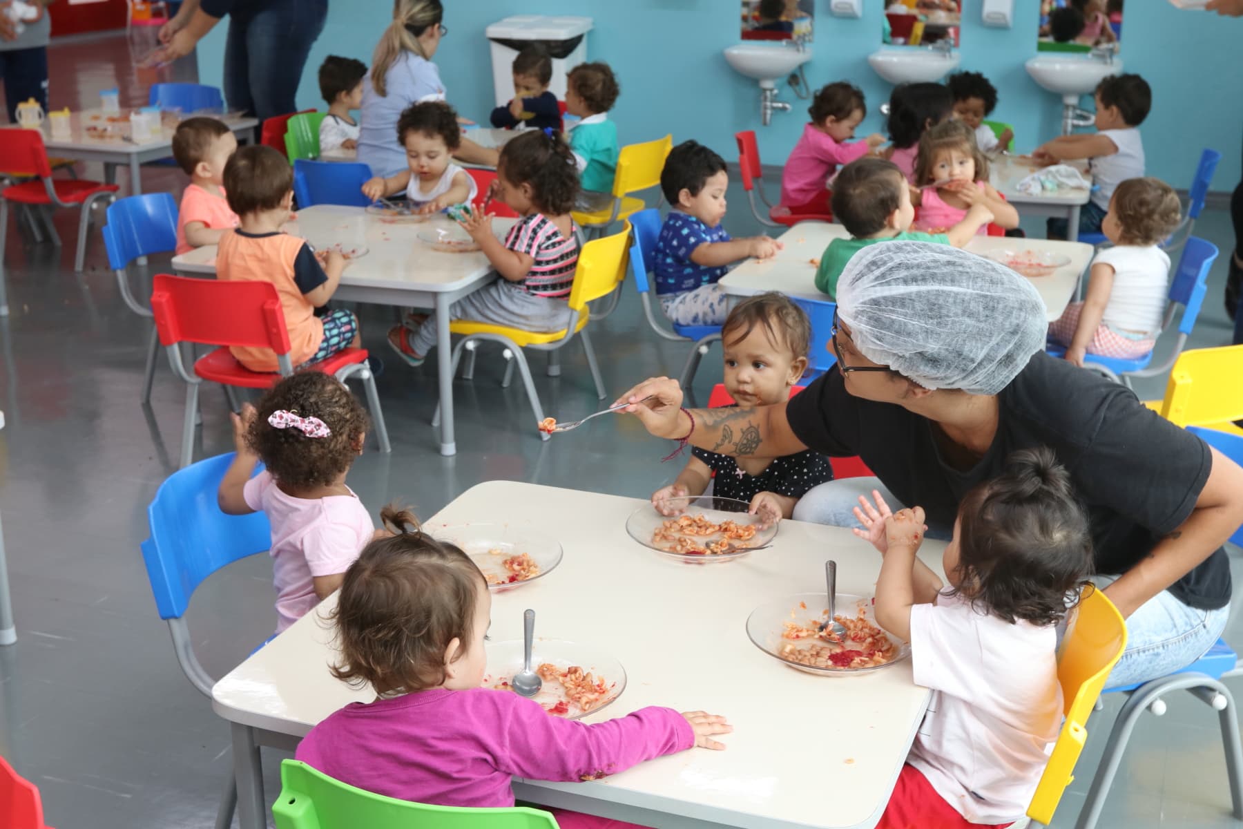 Educação abre inscrições para cargos eventuais de Professor, Agente de Desenvolvimento Infantil e Agente de Apoio Escolar