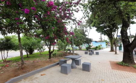 Secretaria de Infraestrutura conclui reforma de praça no Jardim Marcondes