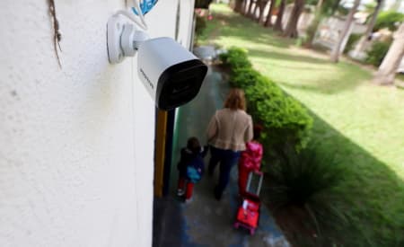 Educação dá início à instalação de câmeras de monitoramento em creches municipais