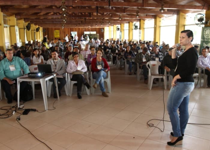 Palestras reúnem 150 produtores rurais no Agrocentro