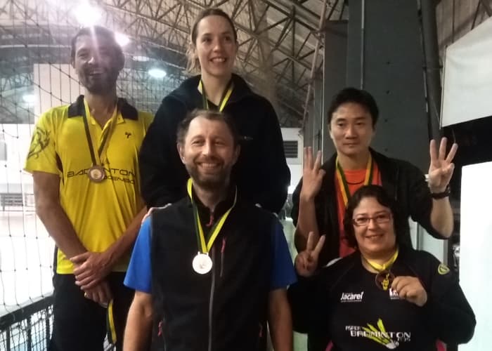 Badminton de Jacareí fatura três prêmios em Arujá