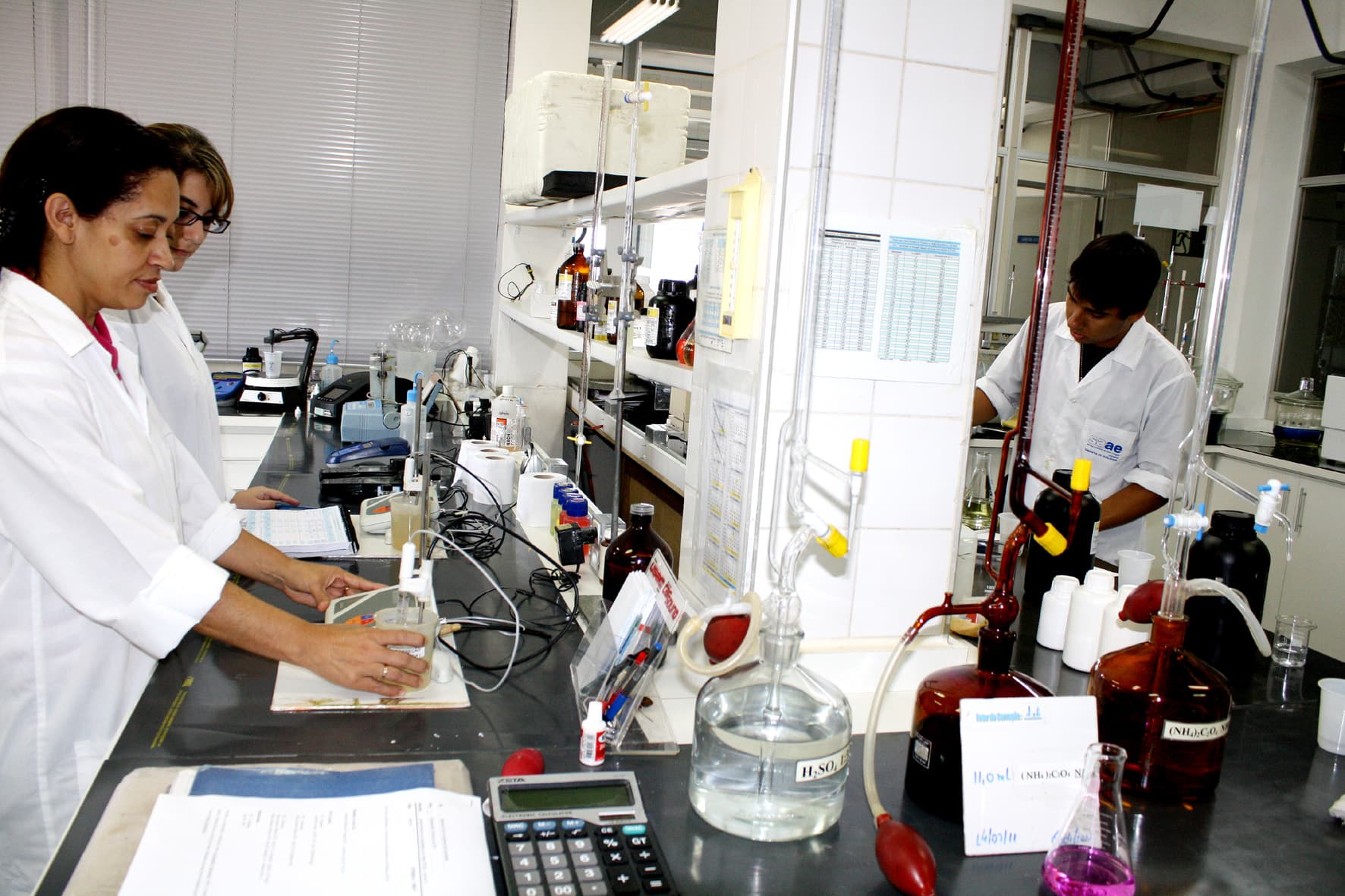 Laboratório de prestígio internacional atesta qualidade da água do SAAE de Jacareí