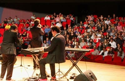 Sexta-feira tem show com Blues Beatles no EducaMais Jacareí