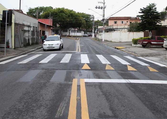 Vias serão interditadas no domingo para interligação de rede coletora de esgoto