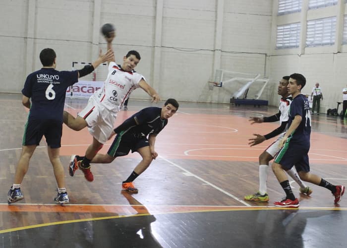Jacareí Handebol tem desafios no final de semana