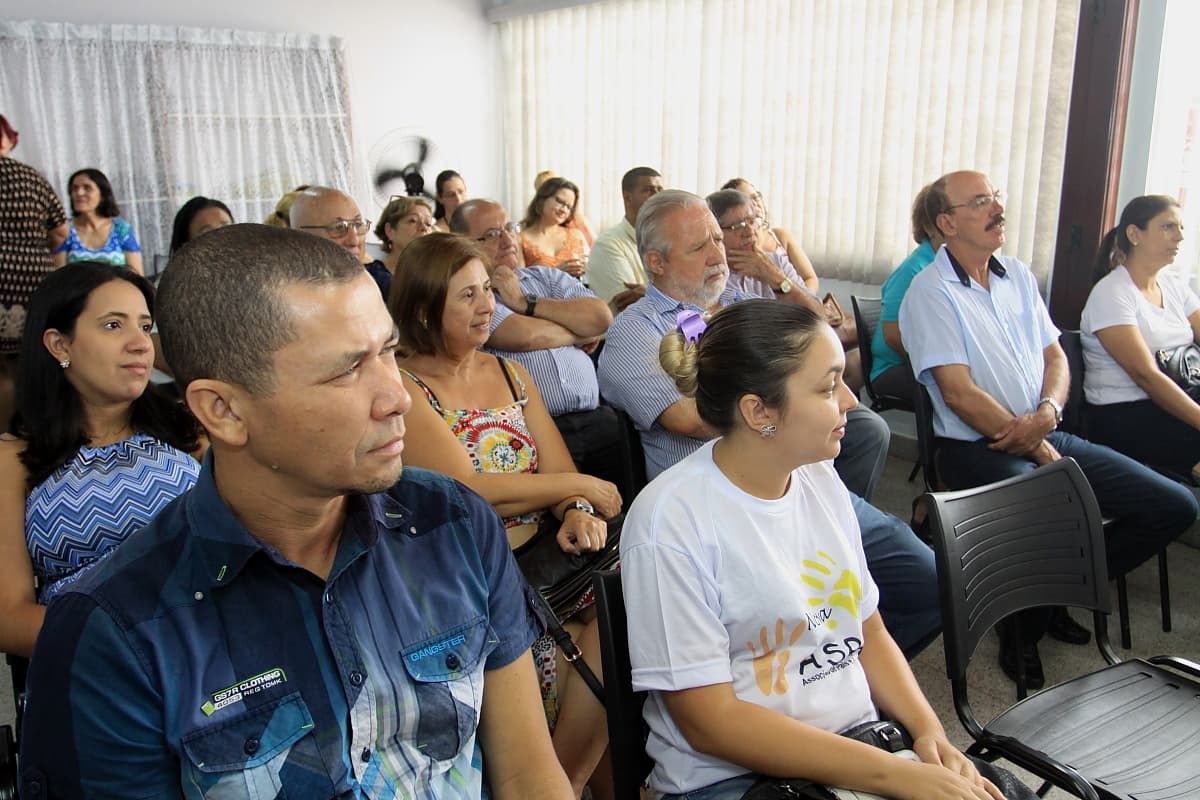 Sete entidades assinam termo de repasse com a Prefeitura