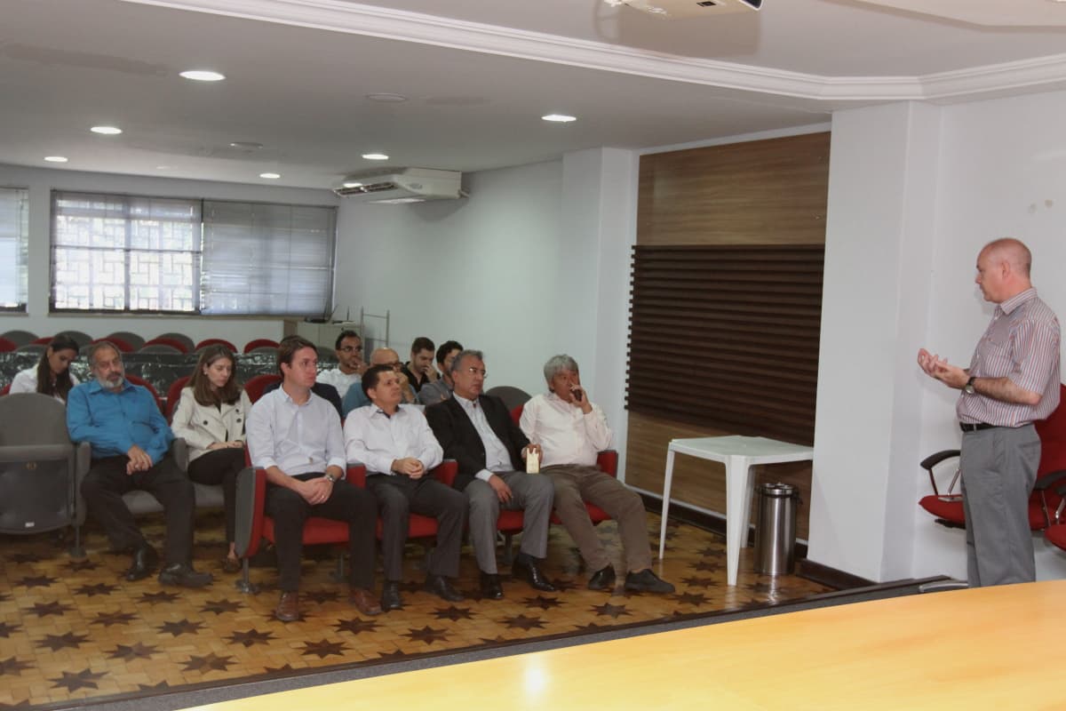 Prefeitura de Jacareí e EMTU iniciam tratativas para Corredor Metropolitano de Ônibus