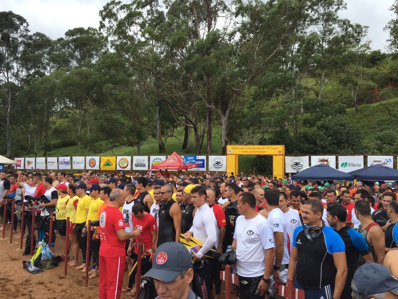 Jacareí recebe 31ª prova de natação equipada do Corpo de Bombeiros