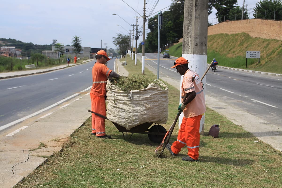 Secretaria de Meio Ambiente divulga cronograma de capina e limpeza