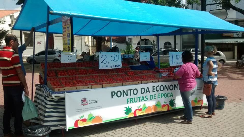 Ponto da Economia vende 27 mil caixas de caqui e anuncia próxima fruta do programa