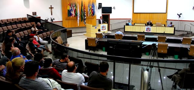 Prefeitura de Jacareí define Rotas de Cargas Pesadas do município