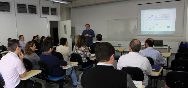 Programa Cidade Empreendedora promove encontro no Instituto Federal