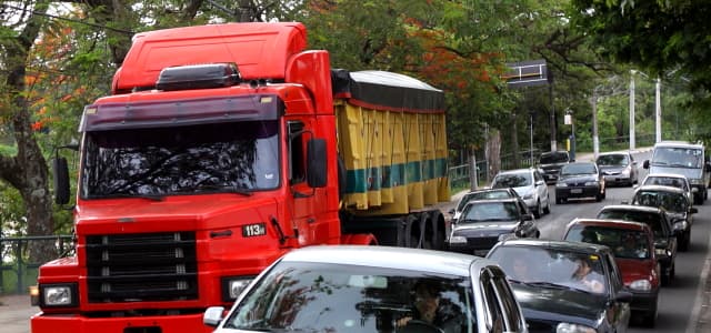 Decreto estabelece regras para Rota de Cargas Pesadas em Jacareí