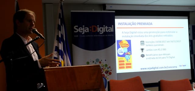 Jacareí consolida parceria com entidade para informar população sobre fim do sinal analógico de TV