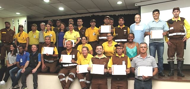 Agentes de trânsito recebem homenagem em Jacareí