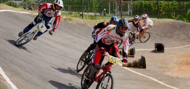 Jacareí recebe 400 pilotos para Etapa Paulista de Bicicross