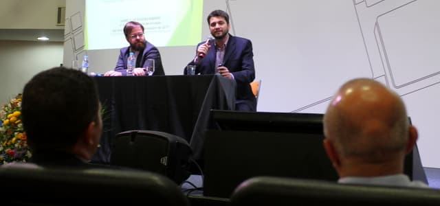Jacareí busca parceria com cidade vizinha para desenvolvimento tecnológico
