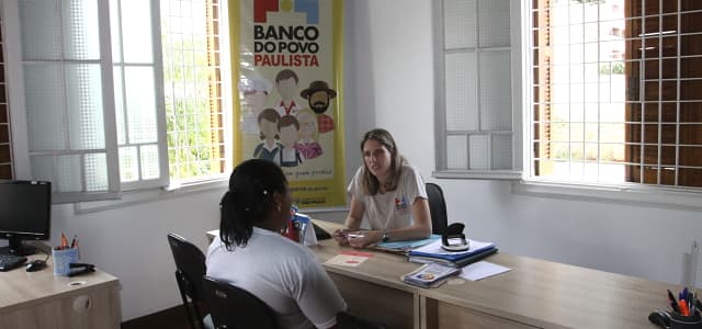 Volume de empréstimo tem aumento no Banco do Povo