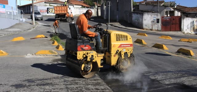 Operação Tapa-buraco desta semana atenderá a quatro bairros